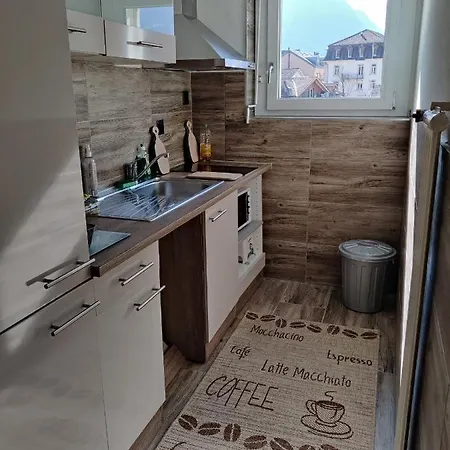 Apartamento Tony Entrelagos